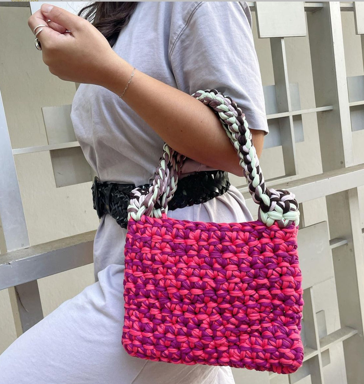 The Trendy Crochet Tote Bag
